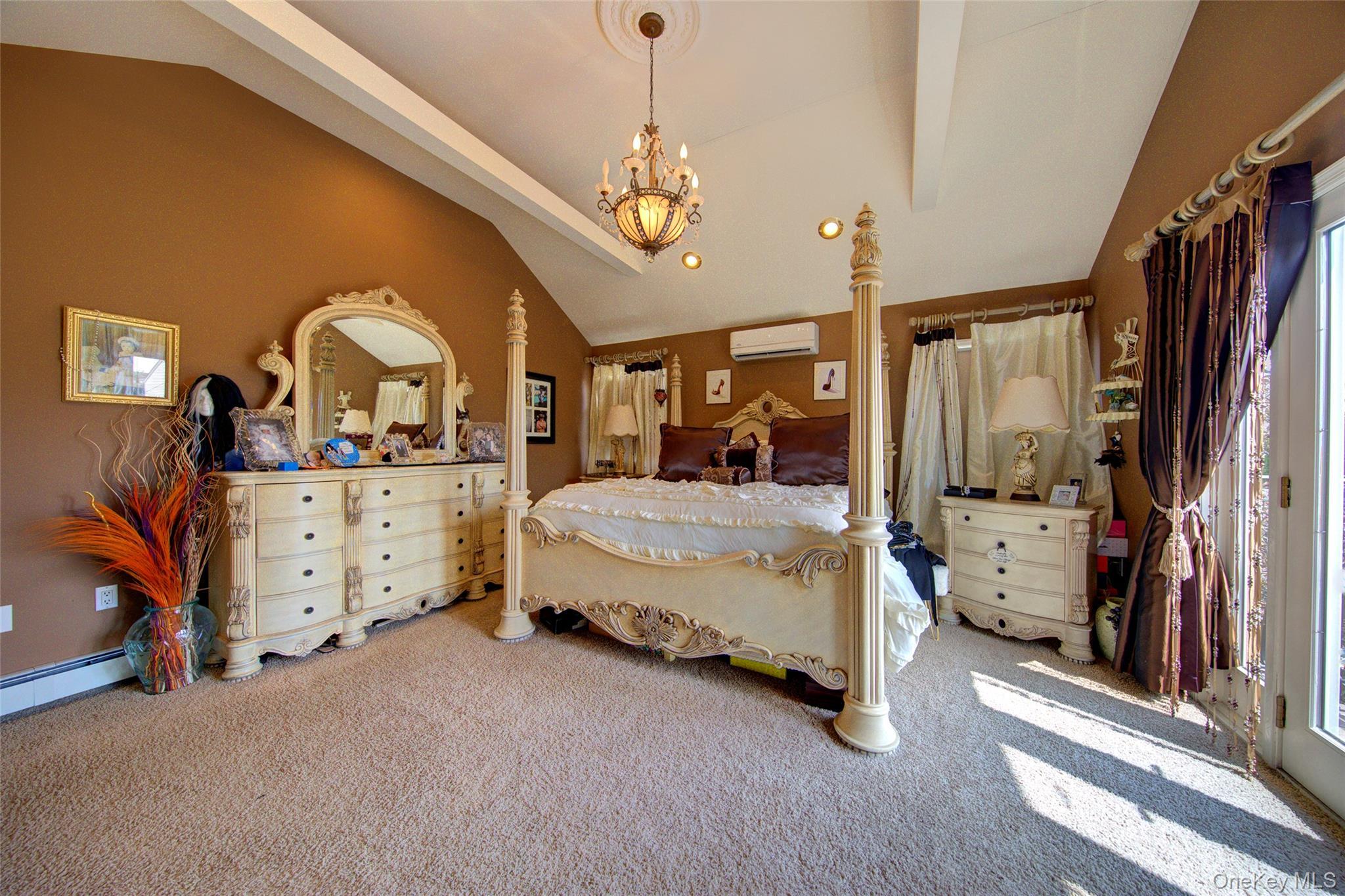 Single Family Glen Nassau County, NY 11010, MLS-898781-23