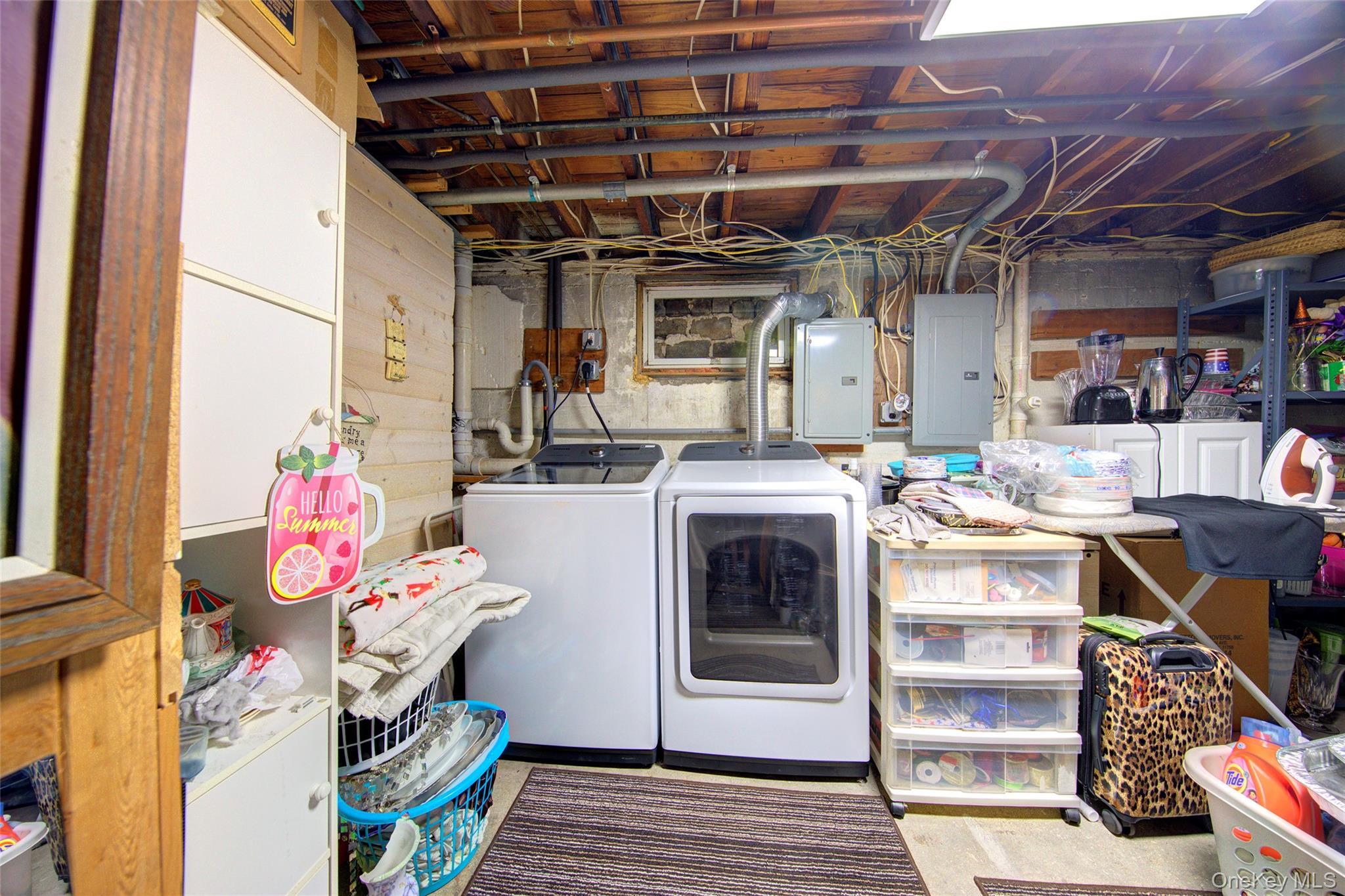 Single Family Glen Nassau County, NY 11010, MLS-898781-34