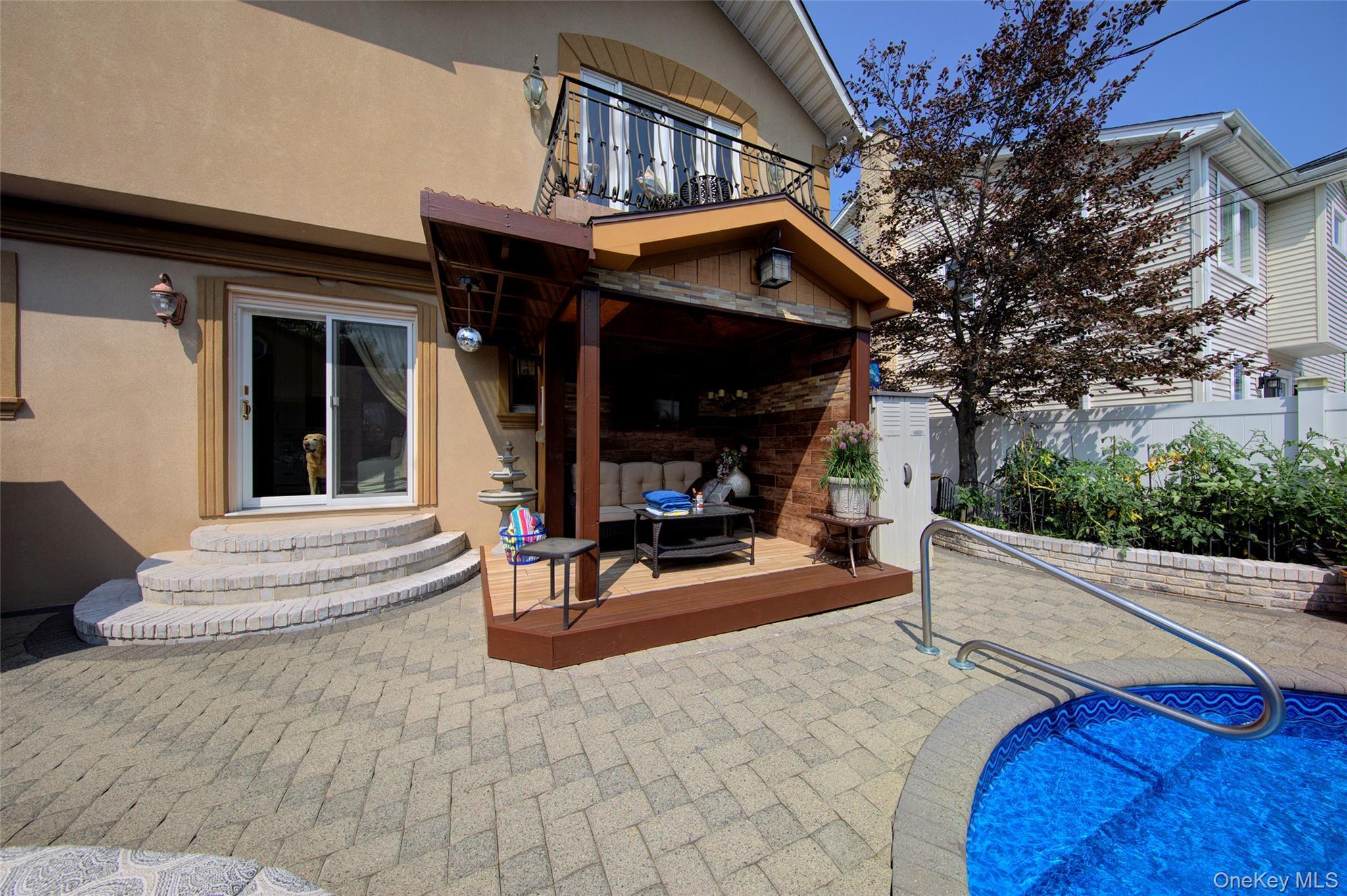 Single Family Glen Nassau County, NY 11010, MLS-898781-40