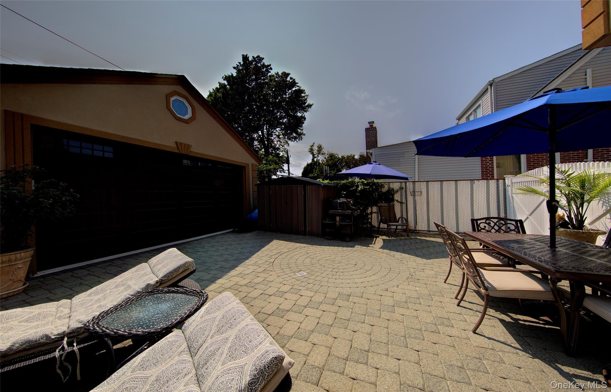 Single Family Glen Nassau County, NY 11010, MLS-898781-41