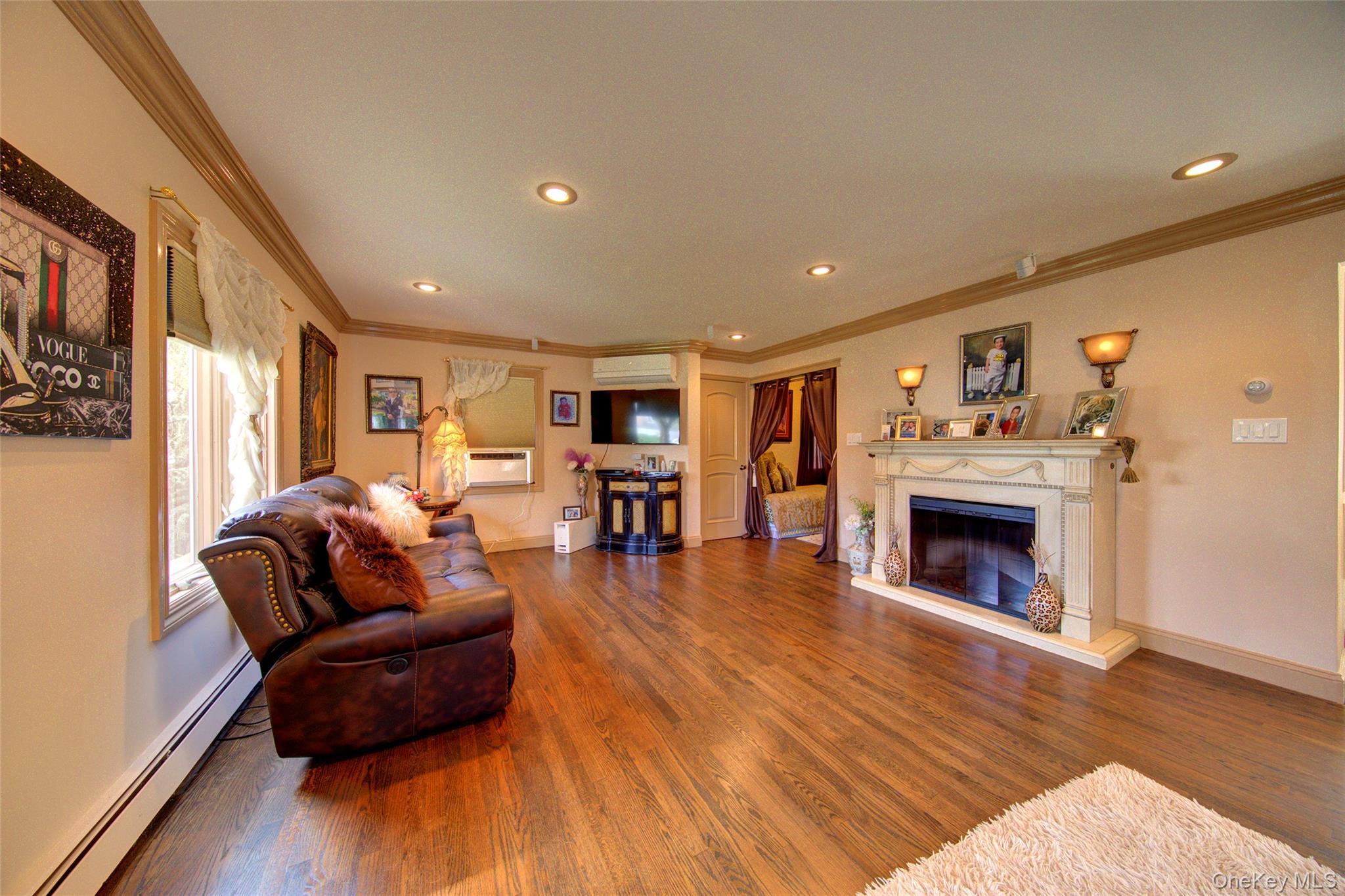 Single Family Glen Nassau County, NY 11010, MLS-898781-7