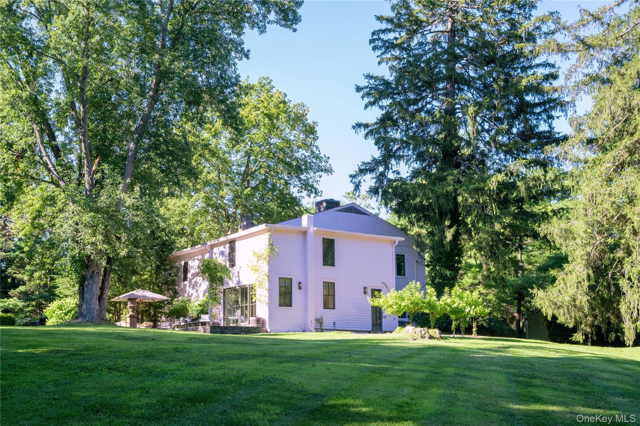 Single Family Salt Point Dutchess County, NY 12514, MLS-898810-23