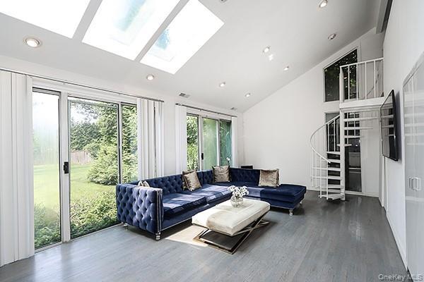 Single Family Arrandale Nassau County, NY 11024, MLS-898900-18