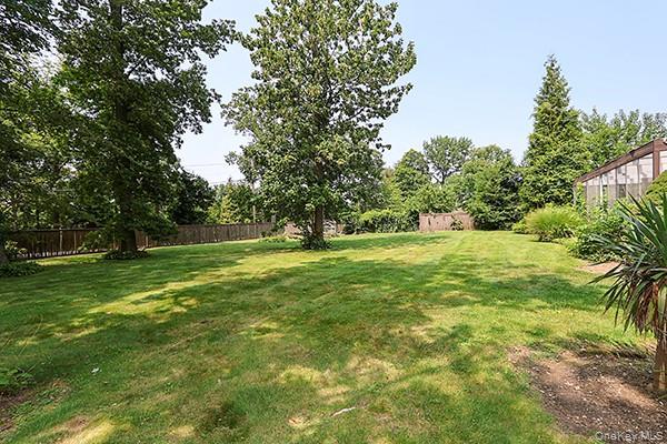 Single Family Arrandale Nassau County, NY 11024, MLS-898900-39