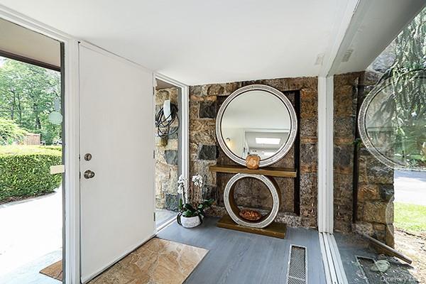 Single Family Arrandale Nassau County, NY 11024, MLS-898900-5