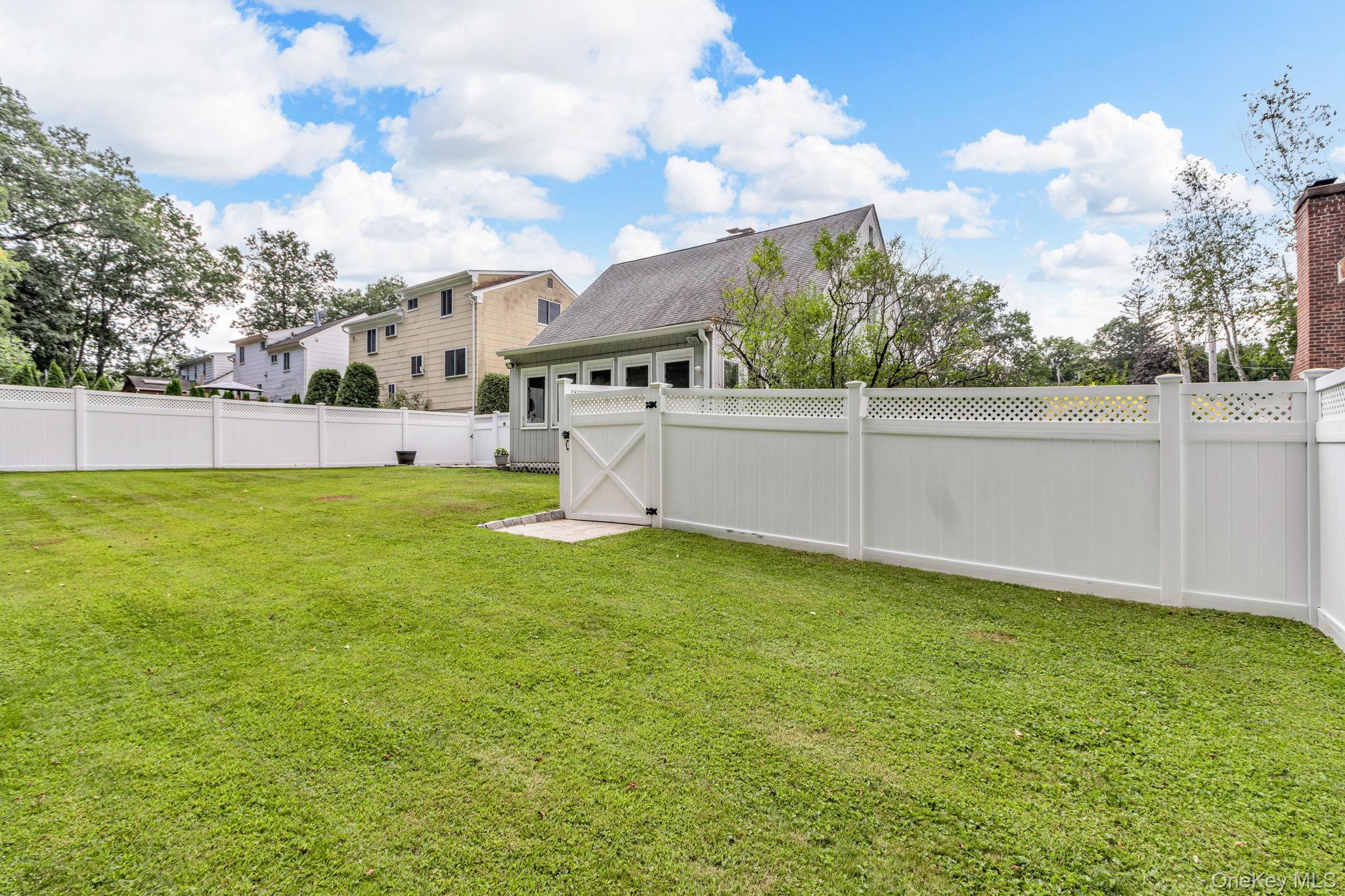 Single Family Coralyn  Westchester County, NY 10605, MLS-898909-32