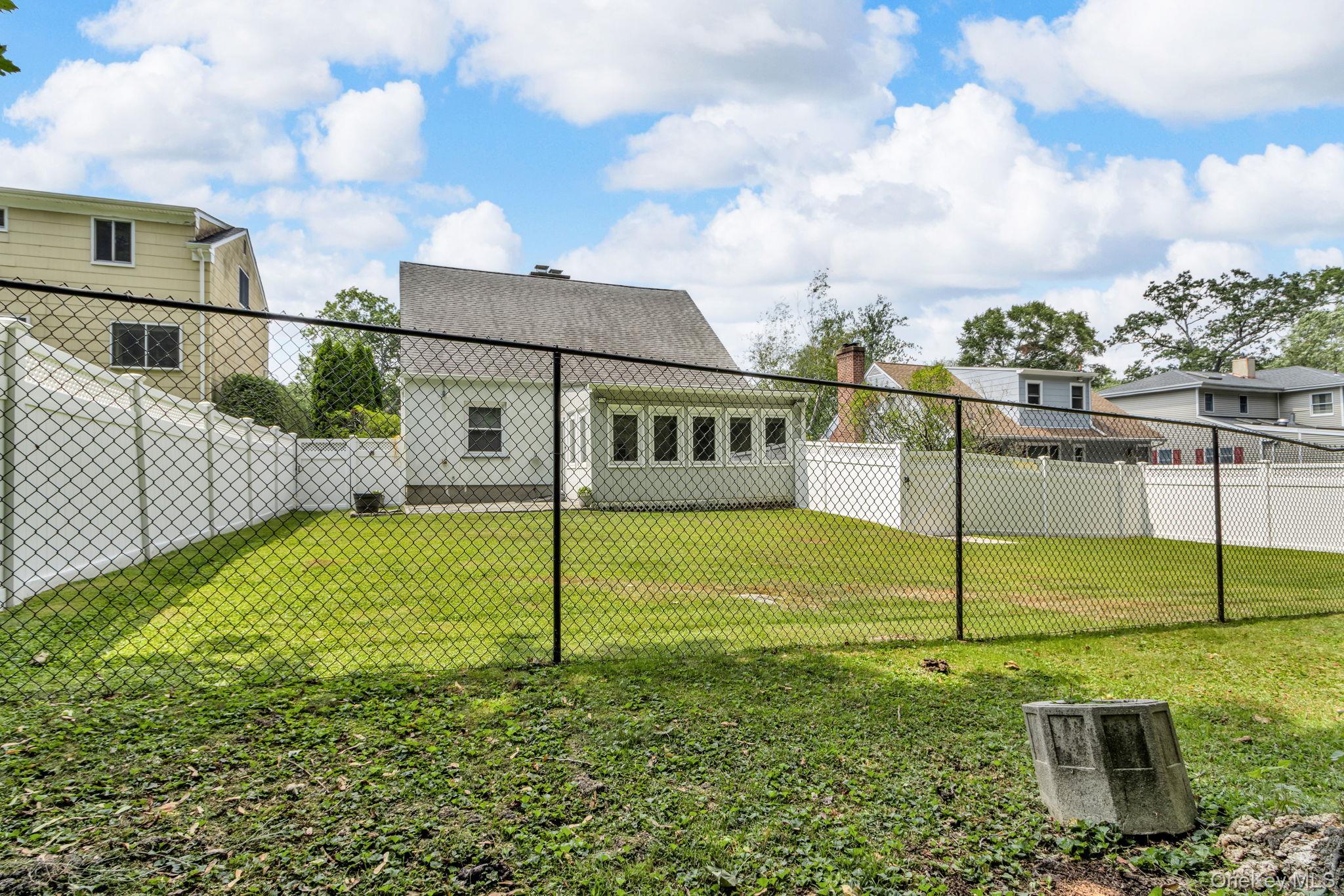 Single Family Coralyn  Westchester County, NY 10605, MLS-898909-38