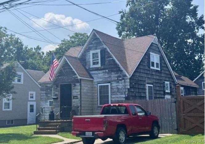 Single Family Center  Suffolk County, NY 11706, MLS-898964-3