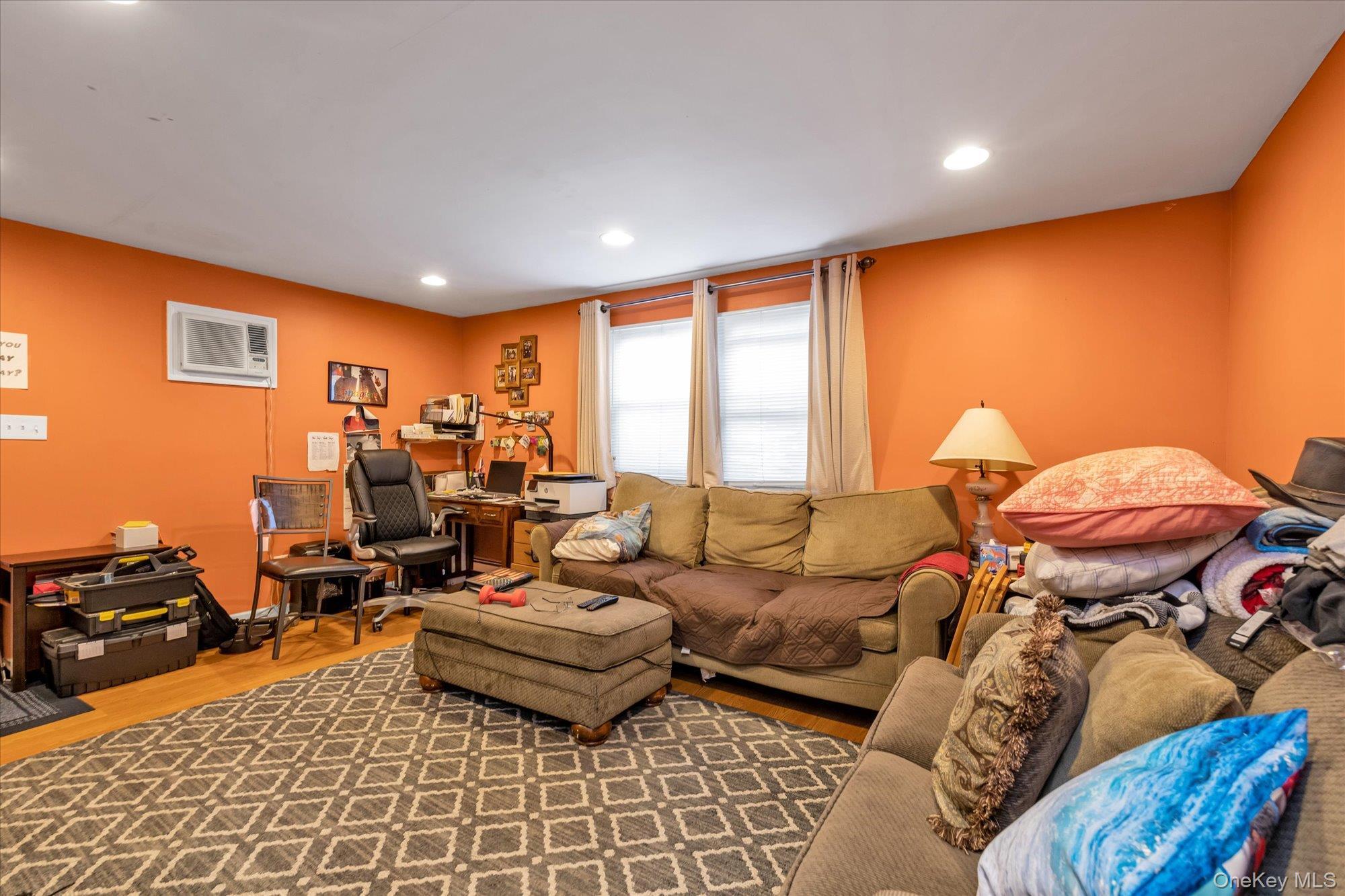 Single Family 4th Nassau County, NY 11518, MLS-898965-17