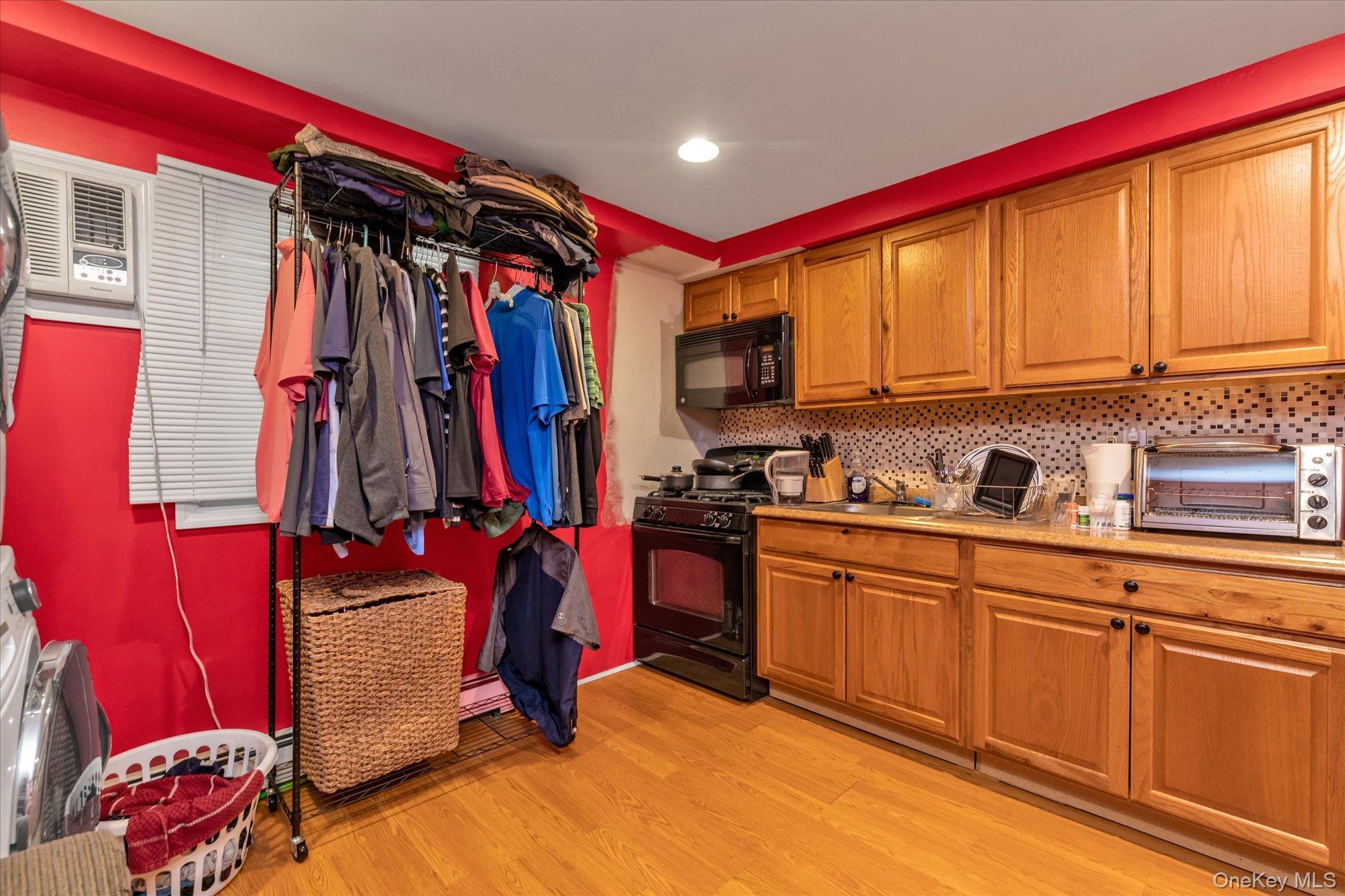 Single Family 4th Nassau County, NY 11518, MLS-898965-19