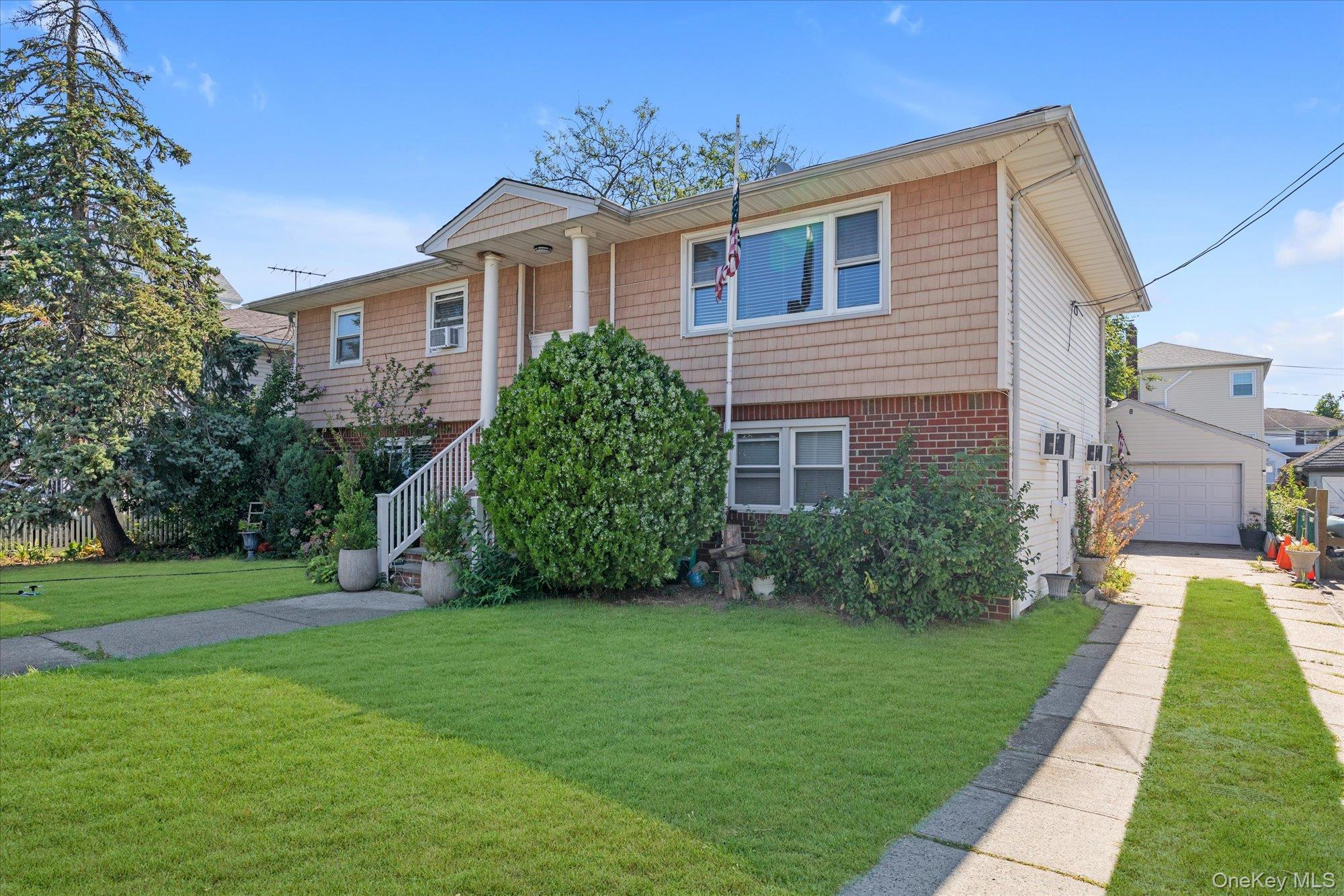 Single Family 4th  Nassau County, NY 11518, MLS-898965-25