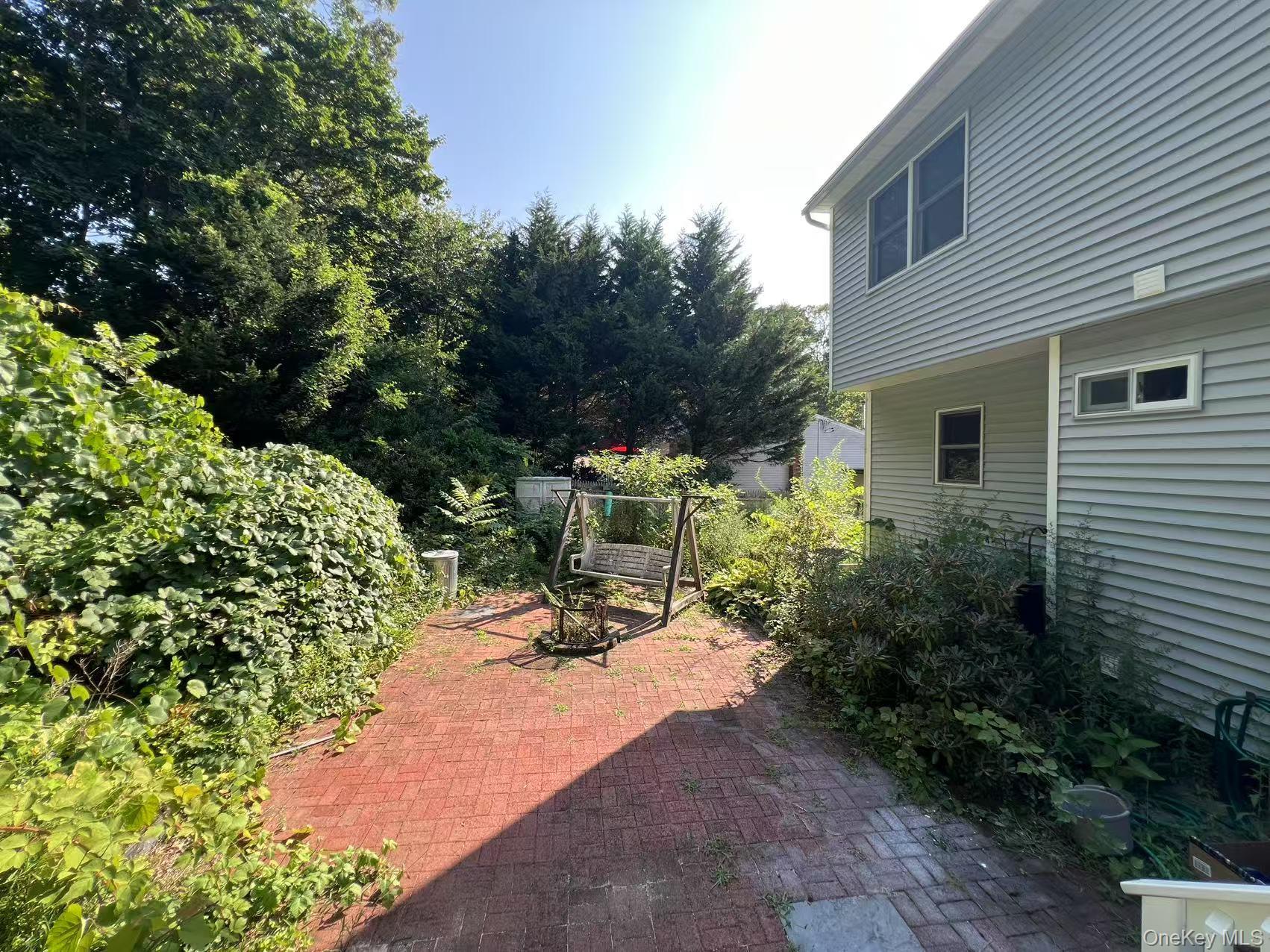 Single Family Glenwood  Suffolk County, NY 11777, MLS-898981-41