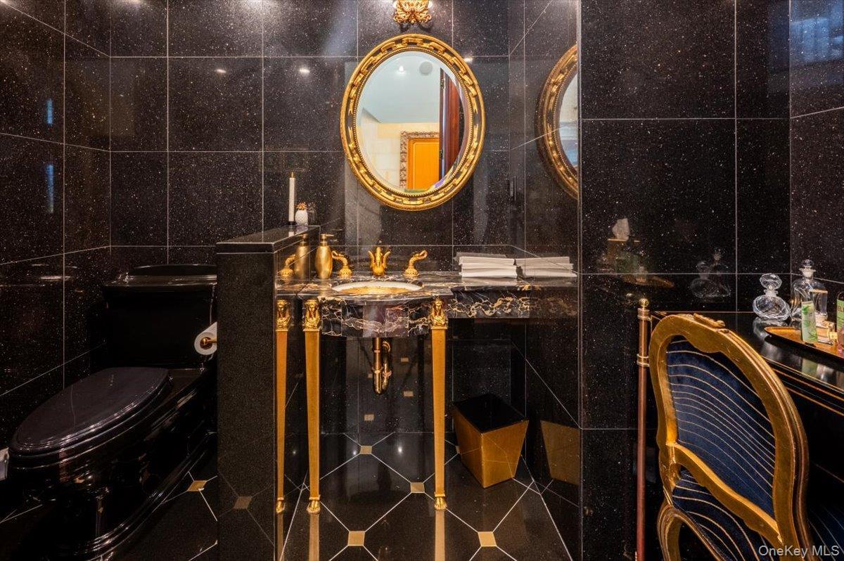 Single Family Harbor Nassau County, NY 11557, MLS-899002-19