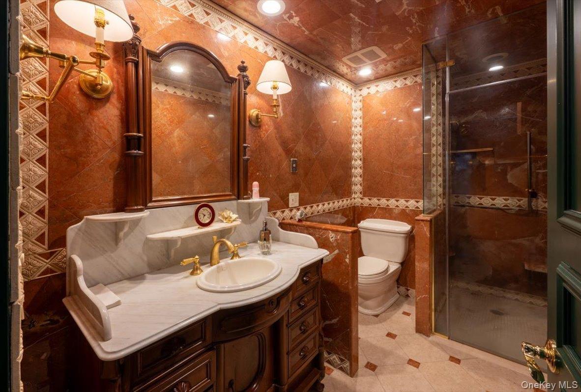 Single Family Harbor Nassau County, NY 11557, MLS-899002-24