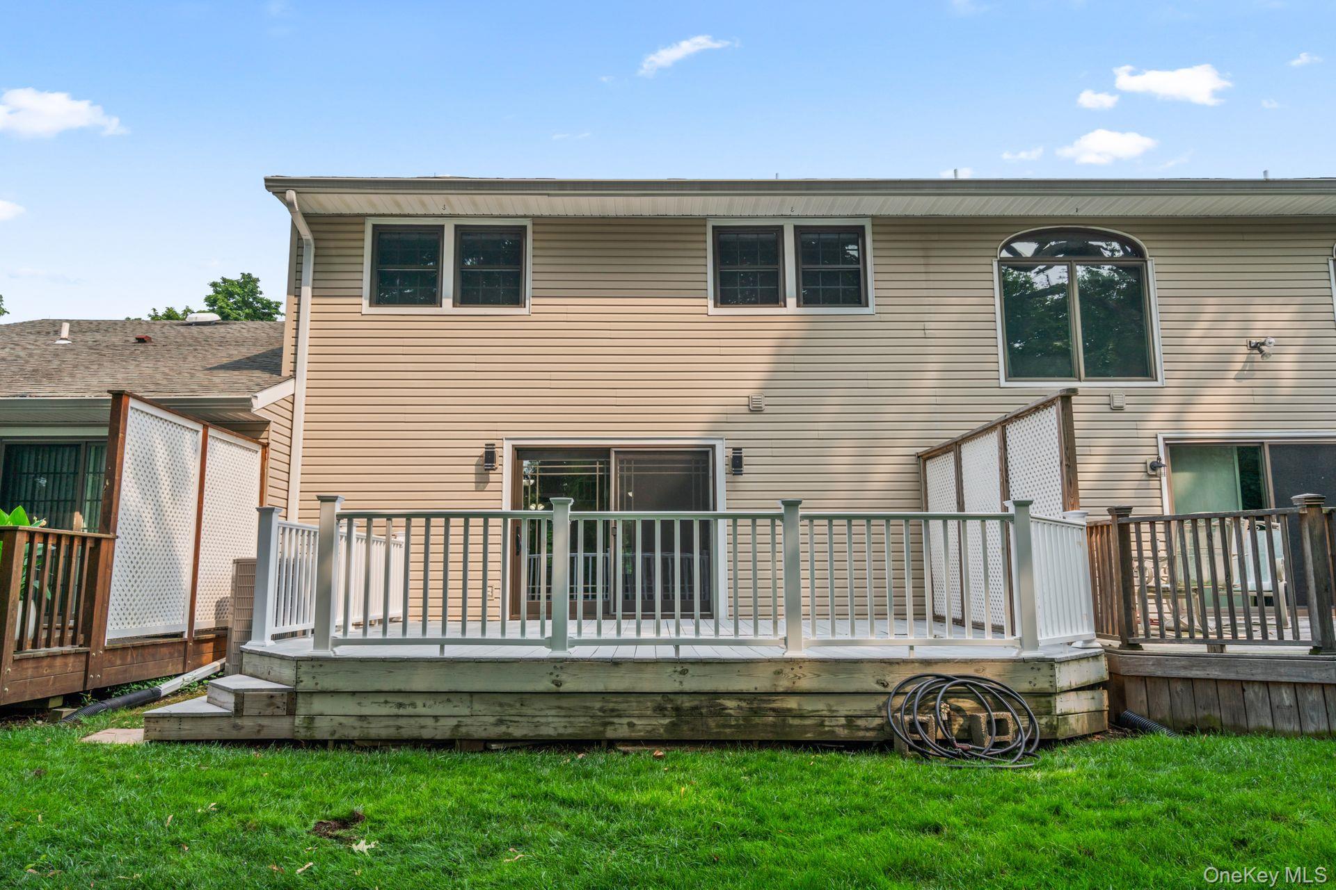 Condo Mechanic  Suffolk County, NY 11743, MLS-899016-21