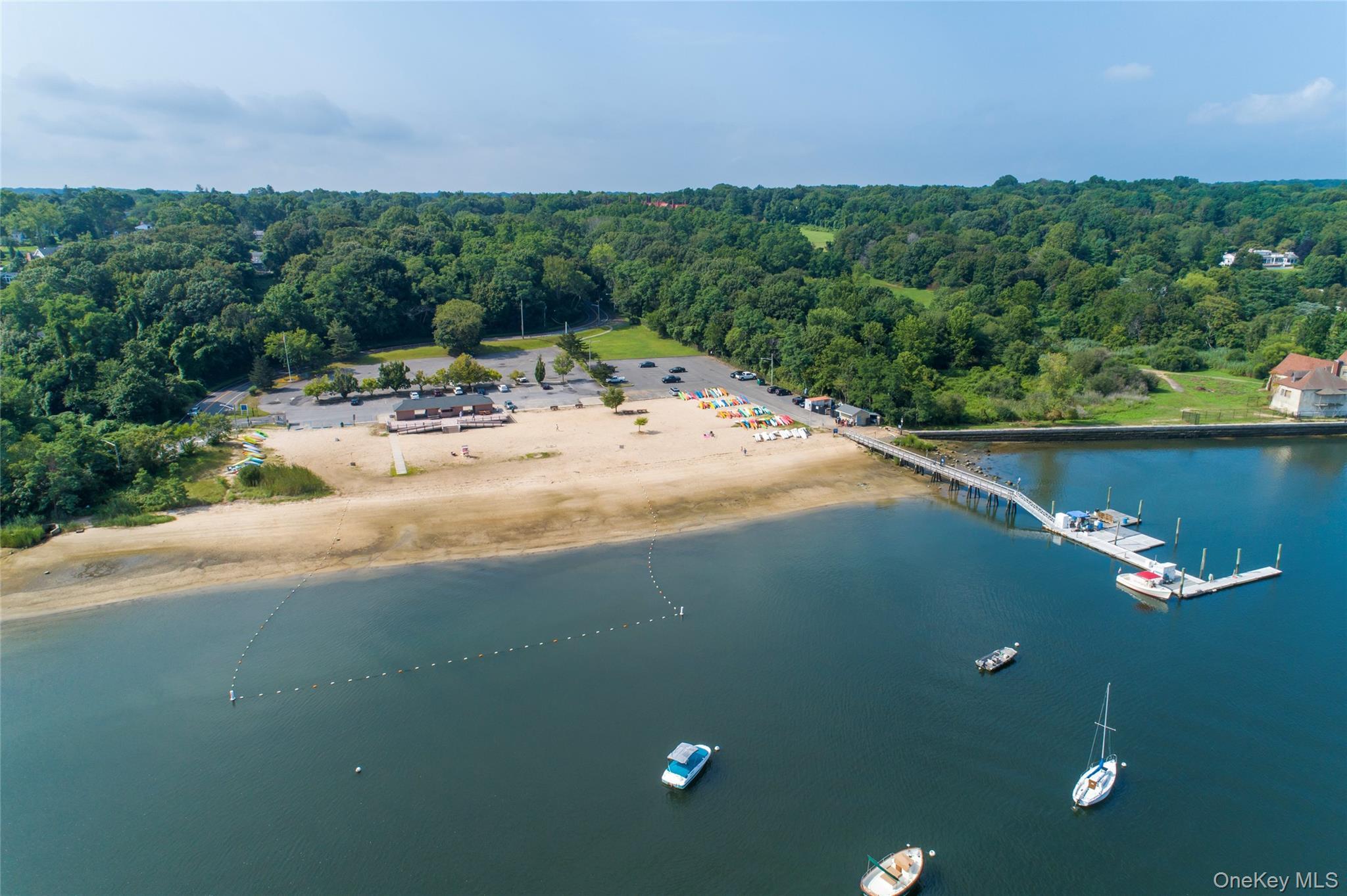 Condo Mechanic  Suffolk County, NY 11743, MLS-899016-22