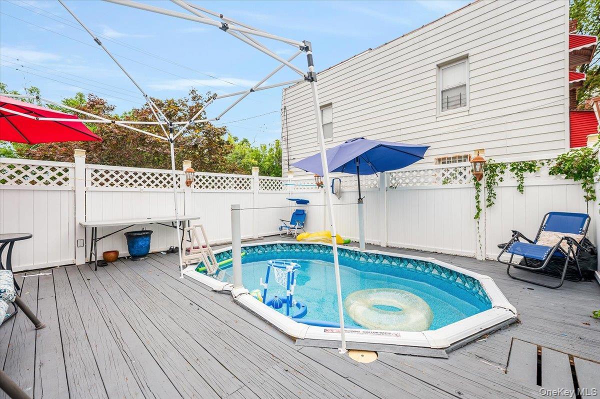 Single Family Woodhull  Bronx, NY 10469, MLS-899025-21