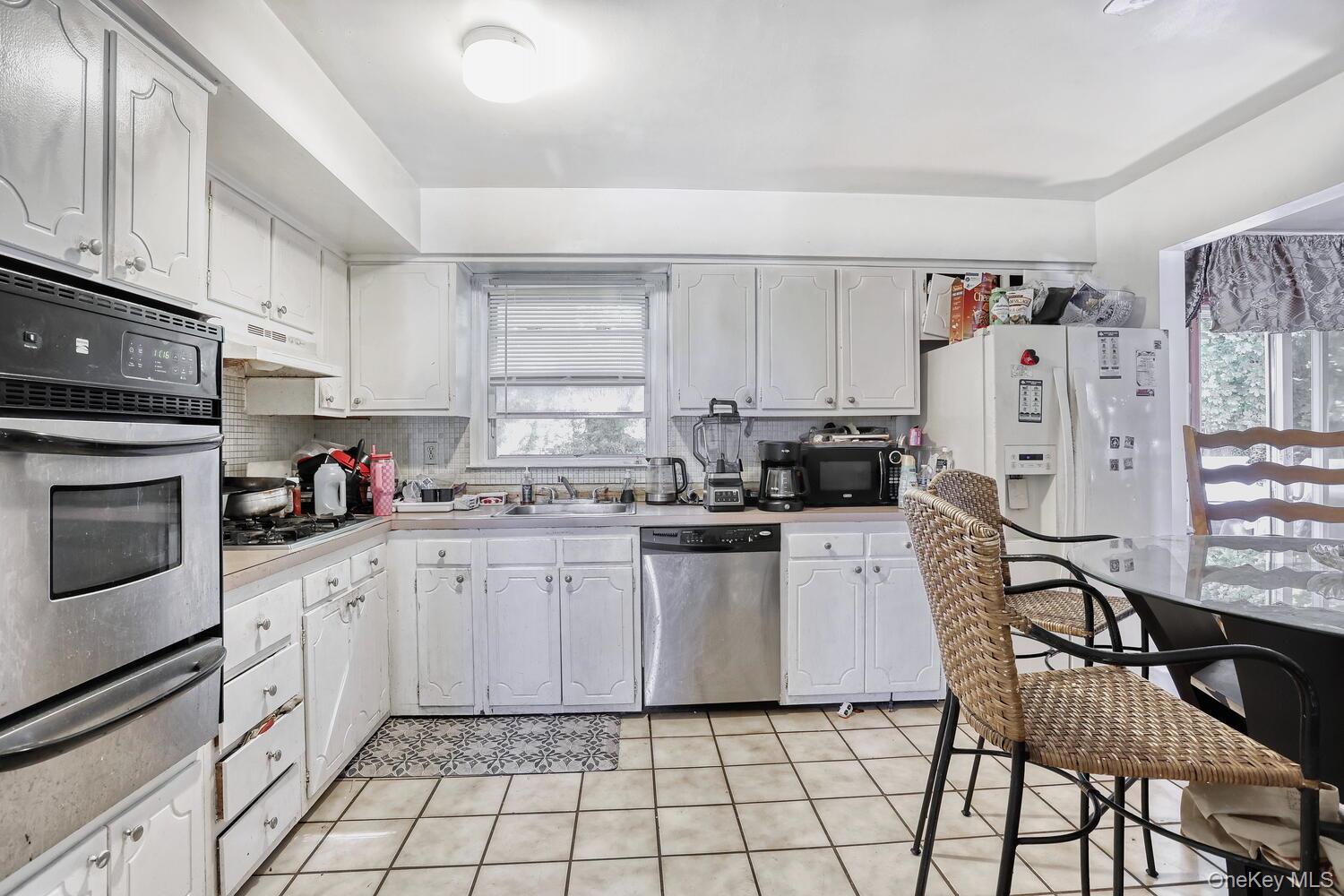 Single Family Rock  Rockland County, NY 10989, MLS-899031-10