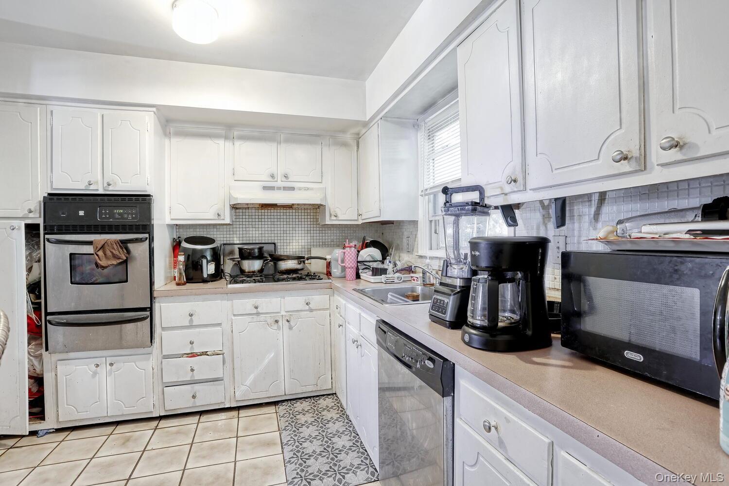 Single Family Rock  Rockland County, NY 10989, MLS-899031-8