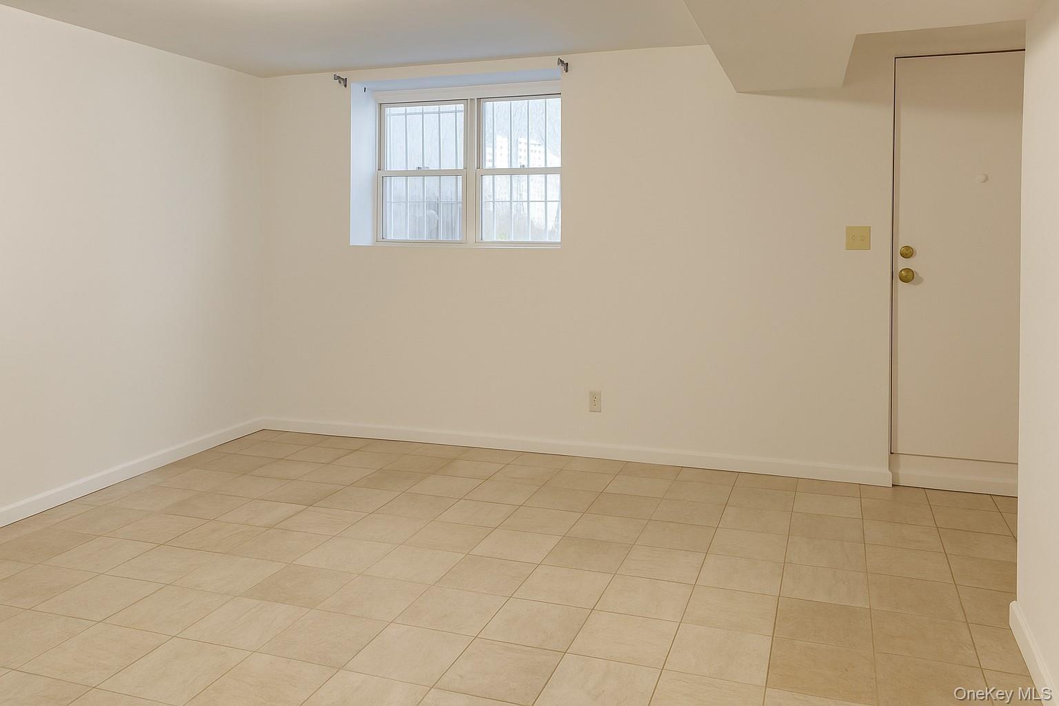 Single Family Duncan  Bronx, NY 10469, MLS-899032-13