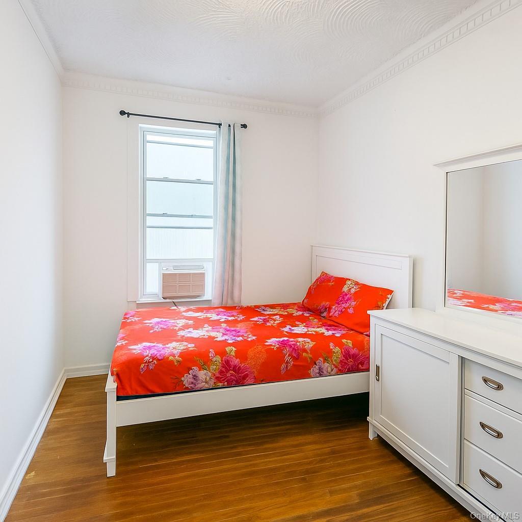 Single Family Duncan  Bronx, NY 10469, MLS-899032-5