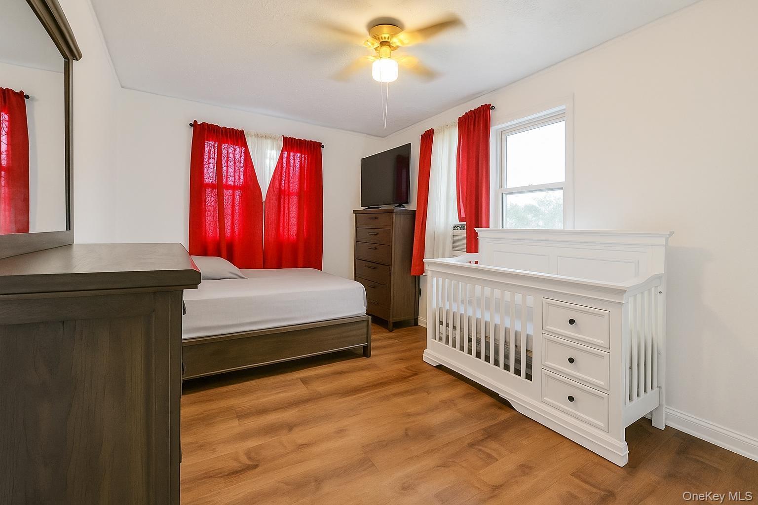 Single Family Duncan  Bronx, NY 10469, MLS-899032-8