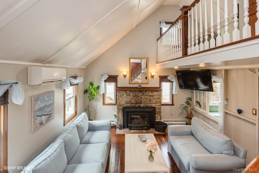 Single Family Stuart  Suffolk County, NY 11702, MLS-899067-32