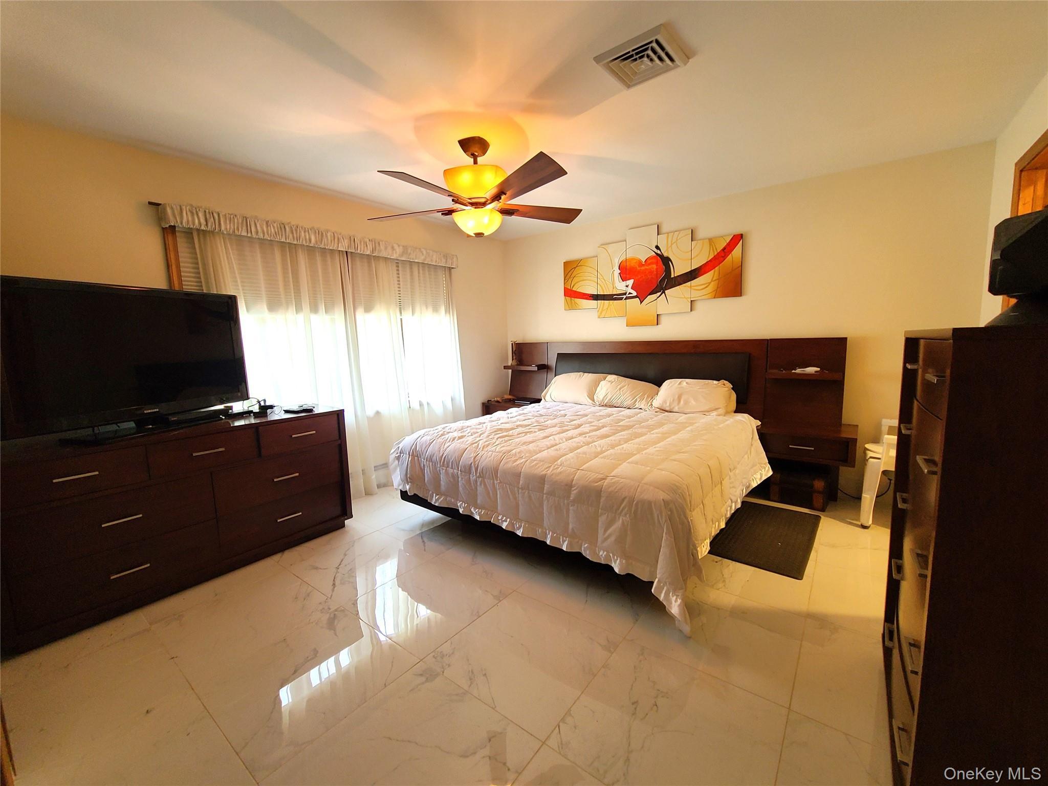 Single Family Skyline  Sullivan County, NY 12788, MLS-899112-11