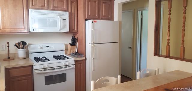 Single Family 22nd  Suffolk County, NY 11746, MLS-899178-6