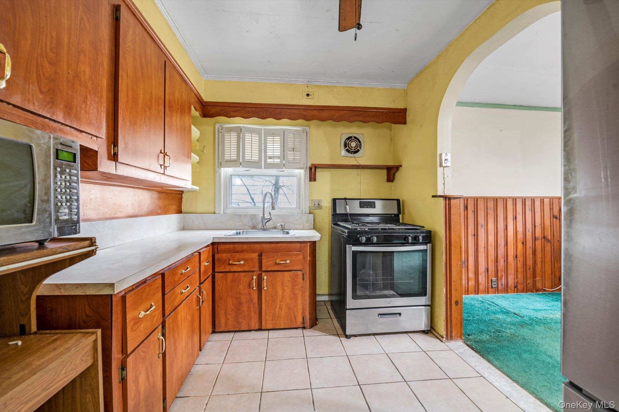 Single Family Edenwald  Bronx, NY 10466, MLS-899199-3