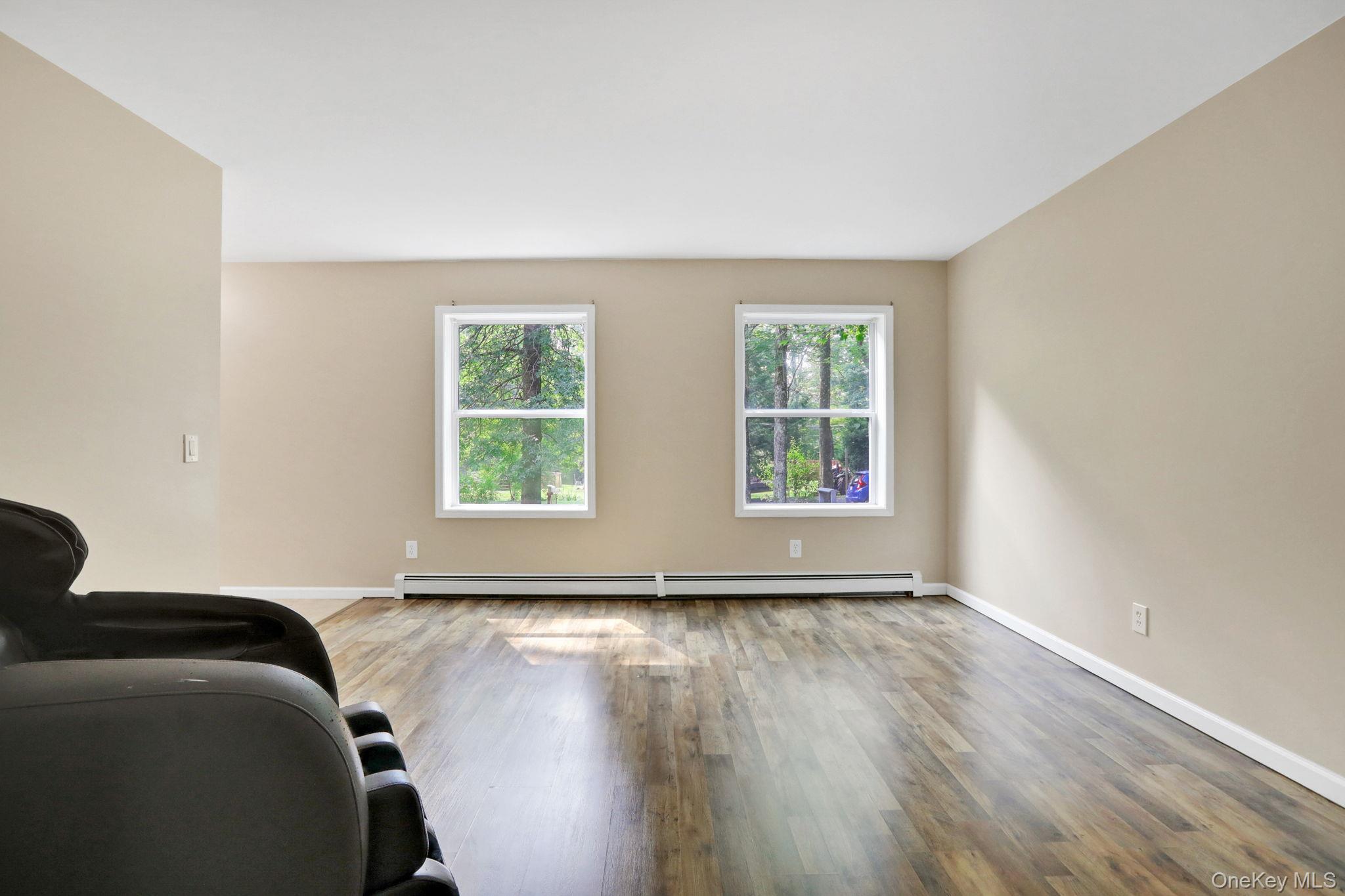 Single Family Lairds  Greene County, NY 12413, MLS-899200-23