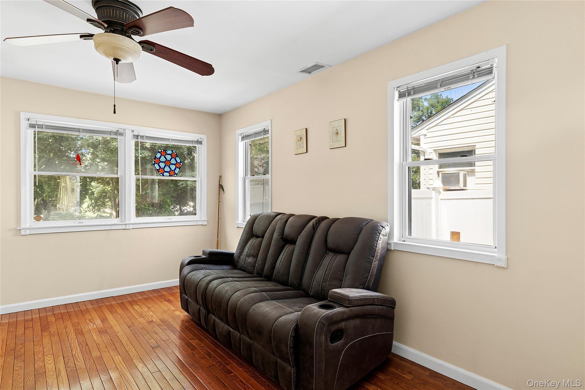 Single Family Dogwood  Suffolk County, NY 11778, MLS-899256-7