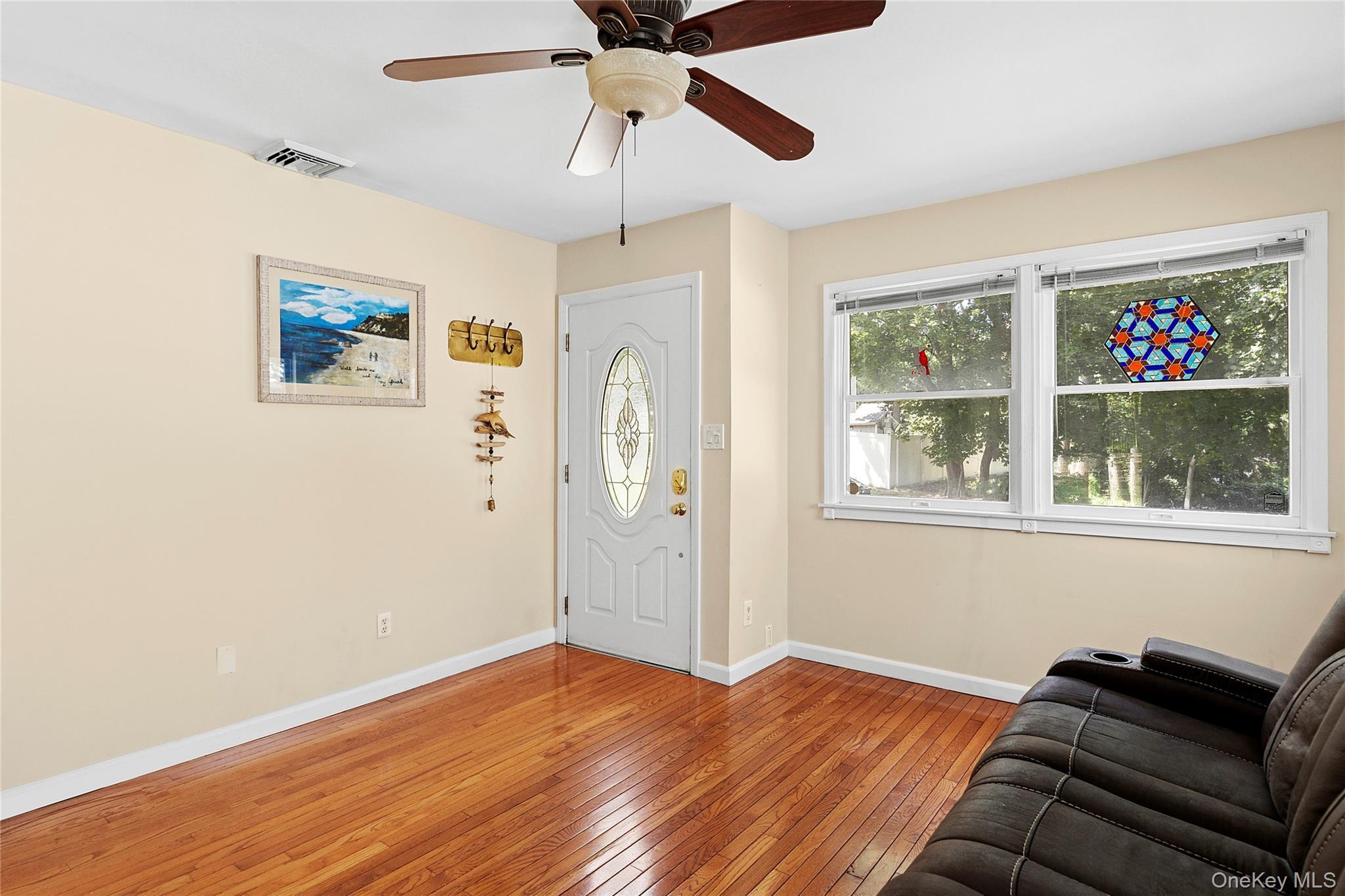 Single Family Dogwood  Suffolk County, NY 11778, MLS-899256-8