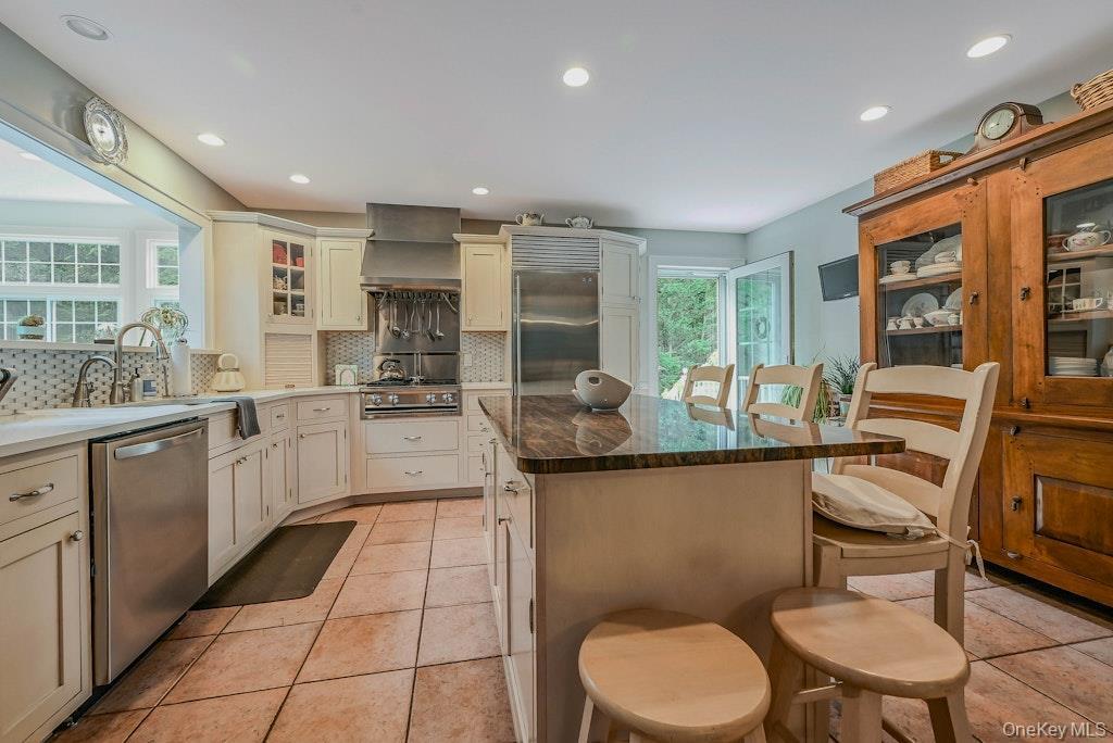 Single Family Green Hill Suffolk County, NY 11944, MLS-899283-16