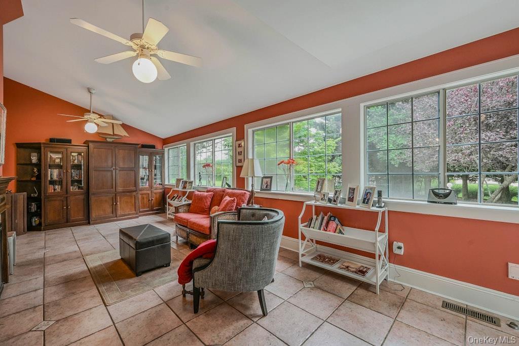 Single Family Green Hill Suffolk County, NY 11944, MLS-899283-23