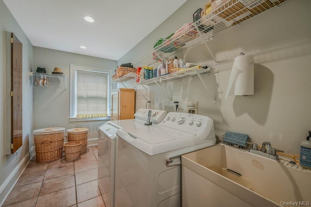 Single Family Green Hill Suffolk County, NY 11944, MLS-899283-30