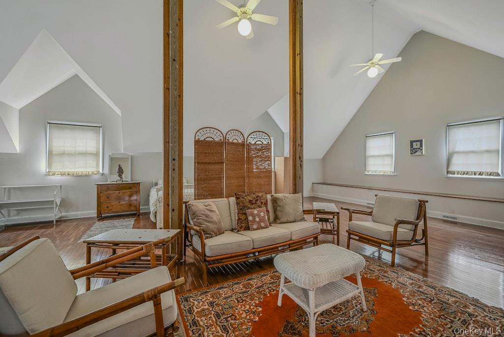 Single Family Green Hill Suffolk County, NY 11944, MLS-899283-32