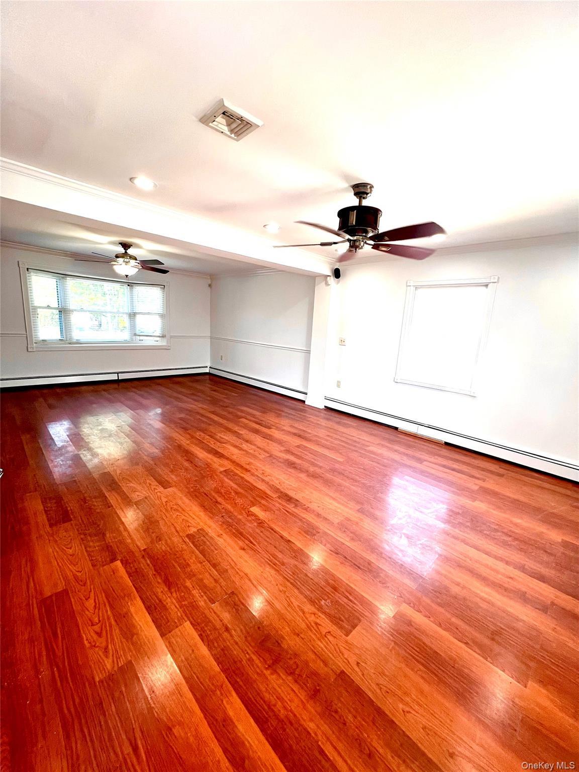 Single Family Anchor  Nassau County, NY 11756, MLS-899304-10