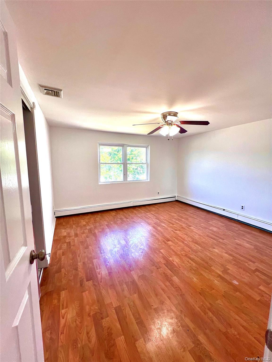 Single Family Anchor  Nassau County, NY 11756, MLS-899304-17