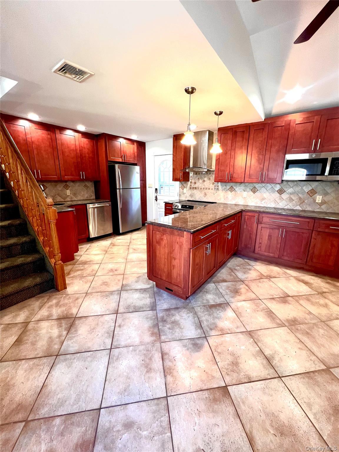 Single Family Anchor  Nassau County, NY 11756, MLS-899304-6