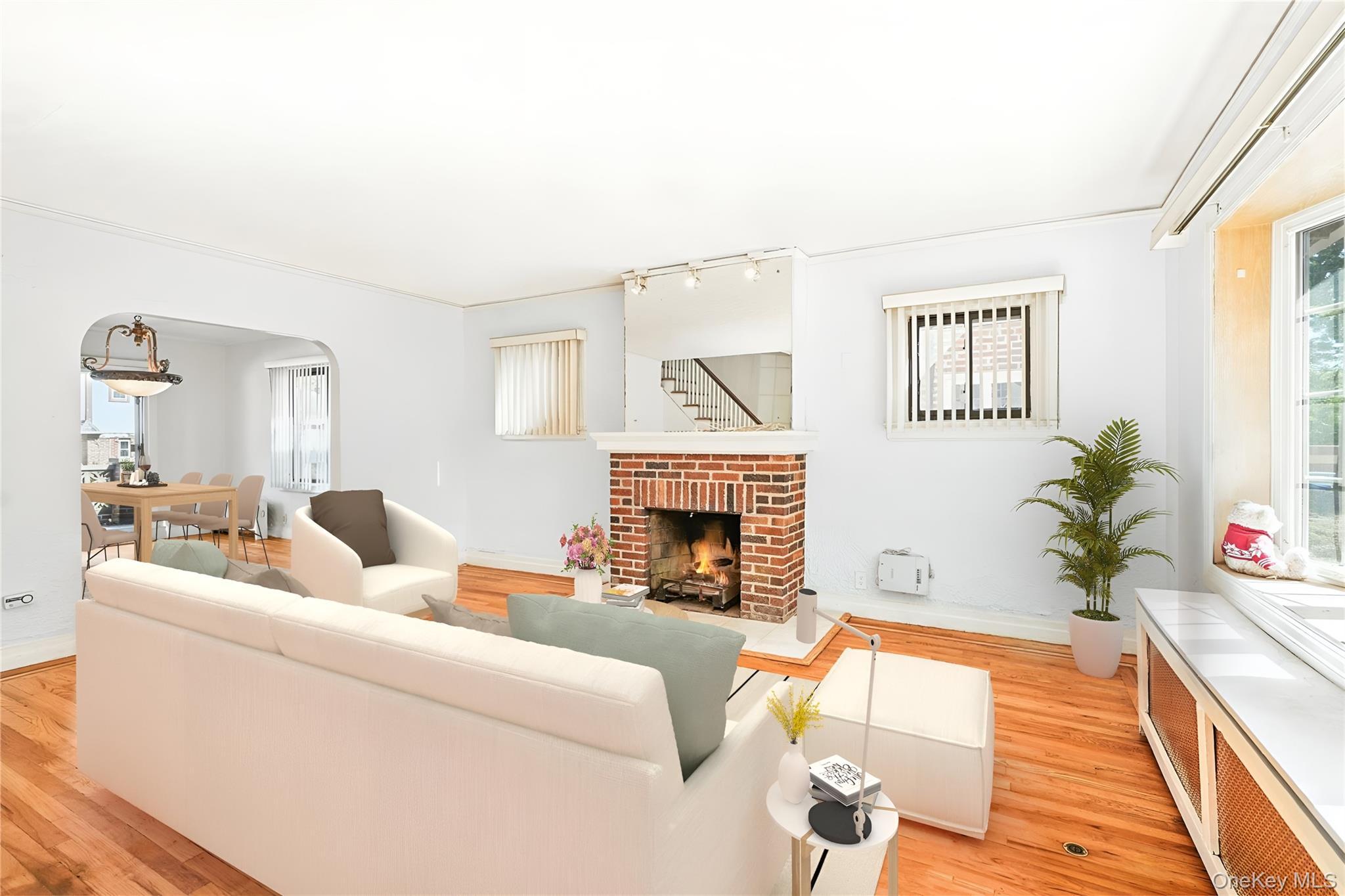 Single Family Rhinelander  Bronx, NY 10461, MLS-899341-6