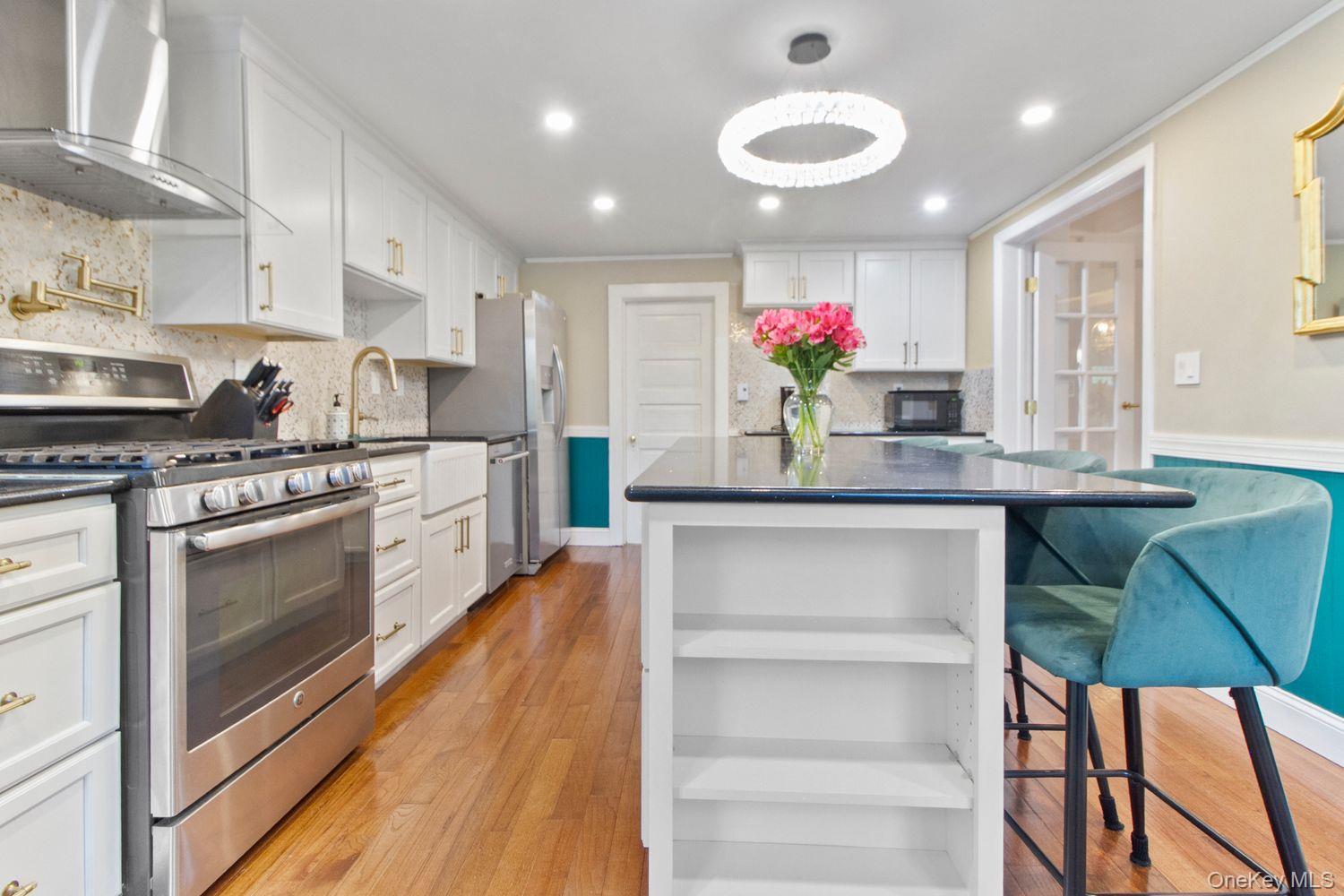 Single Family Spring Valley  Westchester County, NY 10562, MLS-899353-3