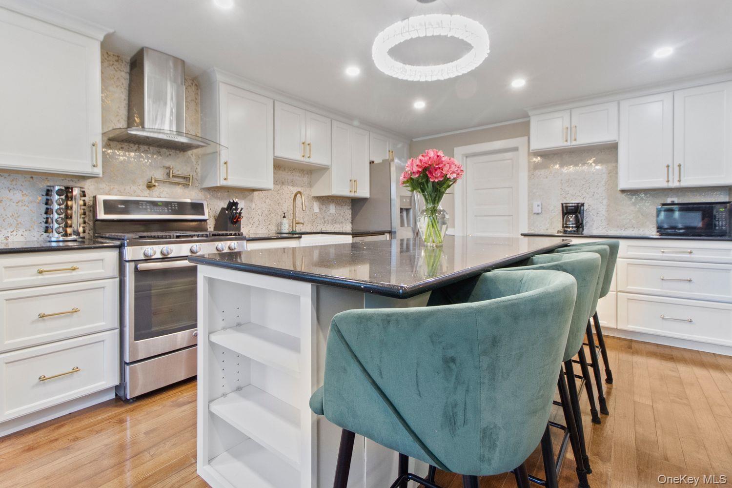 Single Family Spring Valley  Westchester County, NY 10562, MLS-899353-7