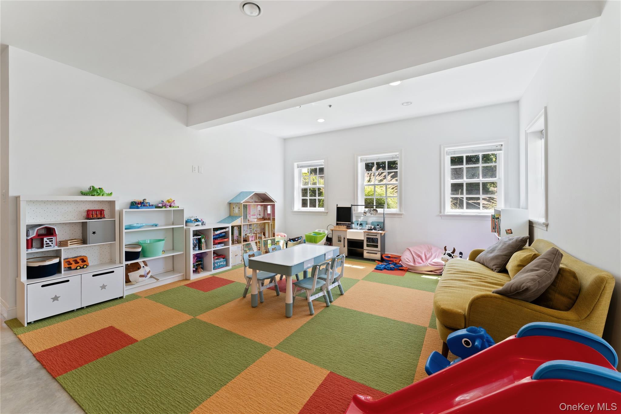 Single Family Belmont Westchester County, NY 10533, MLS-899362-32