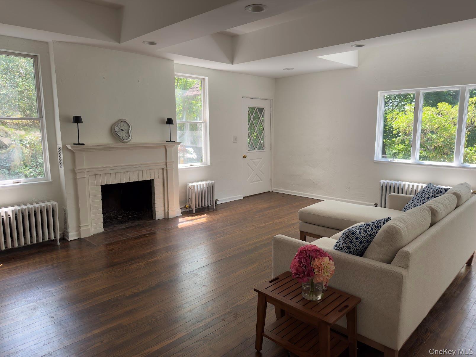 Single Family Circuit Orange County, NY 10987, MLS-899366-16