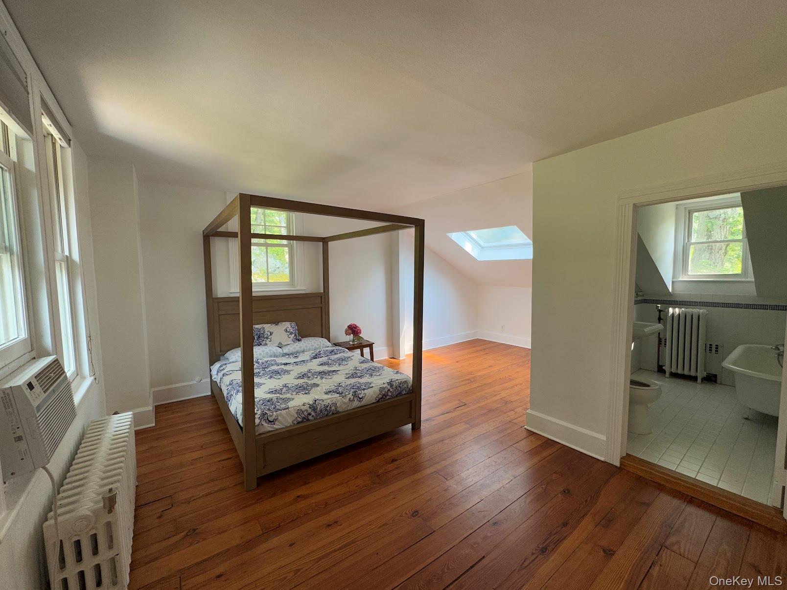 Single Family Circuit Orange County, NY 10987, MLS-899366-17