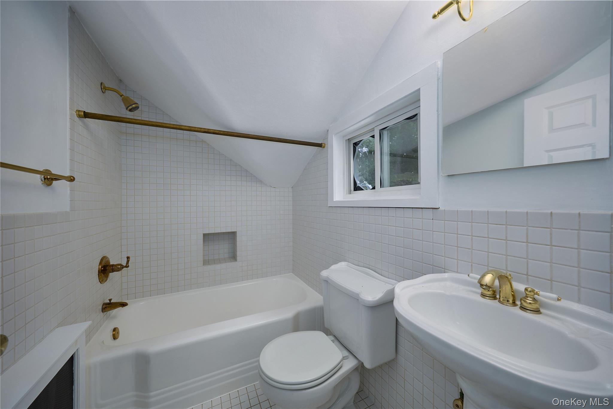 Single Family Circuit Orange County, NY 10987, MLS-899366-26