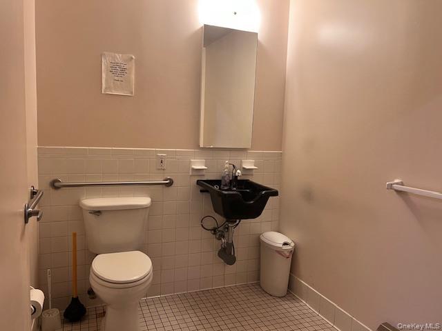 Commercial Lease Webster  Bronx, NY 10457, MLS-899398-6