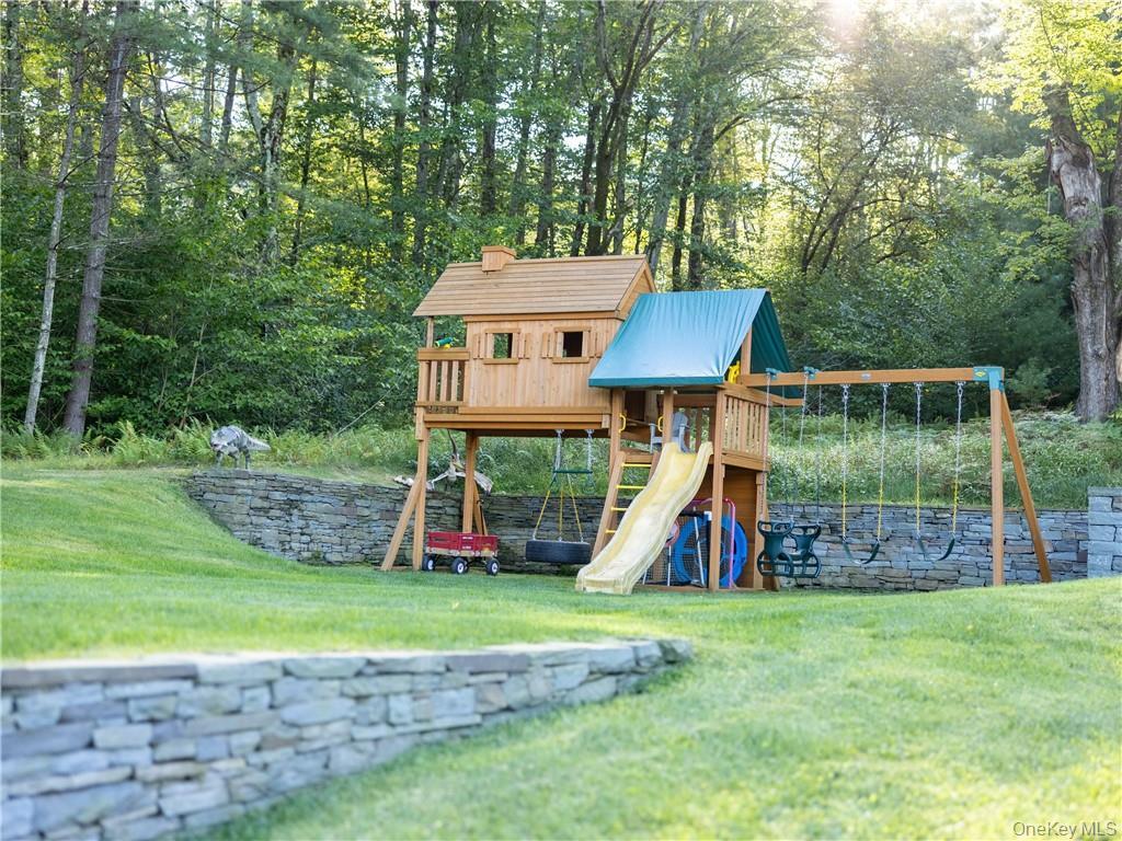 Single Family Woodstone Sullivan County, NY 12737, MLS-899402-22