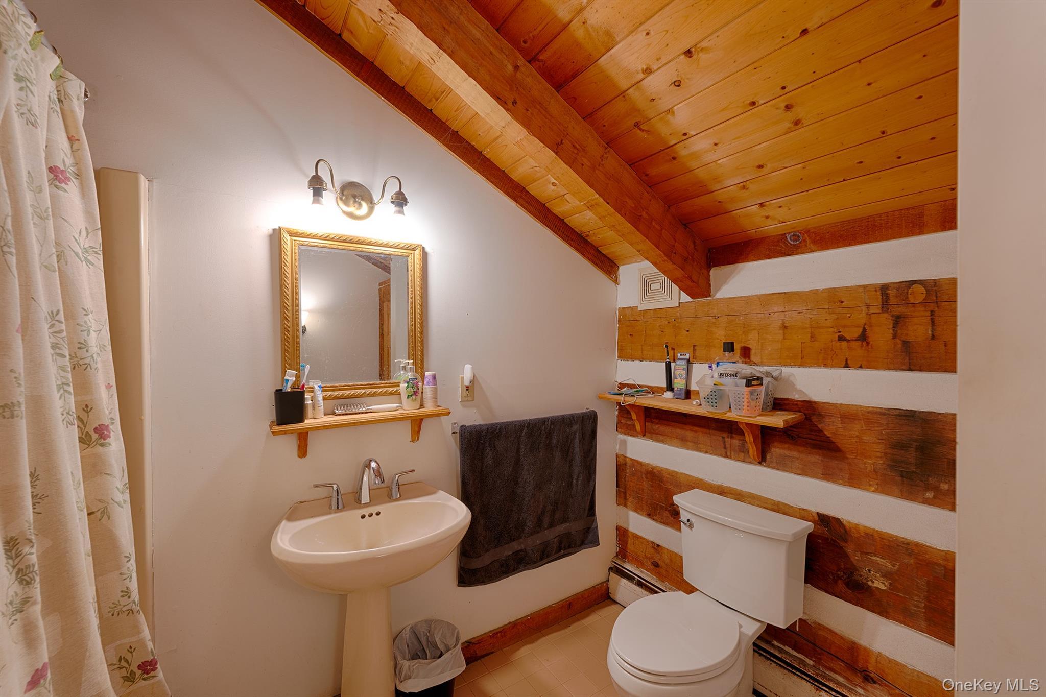 Single Family Rossway  Dutchess County, NY 12540, MLS-899427-13